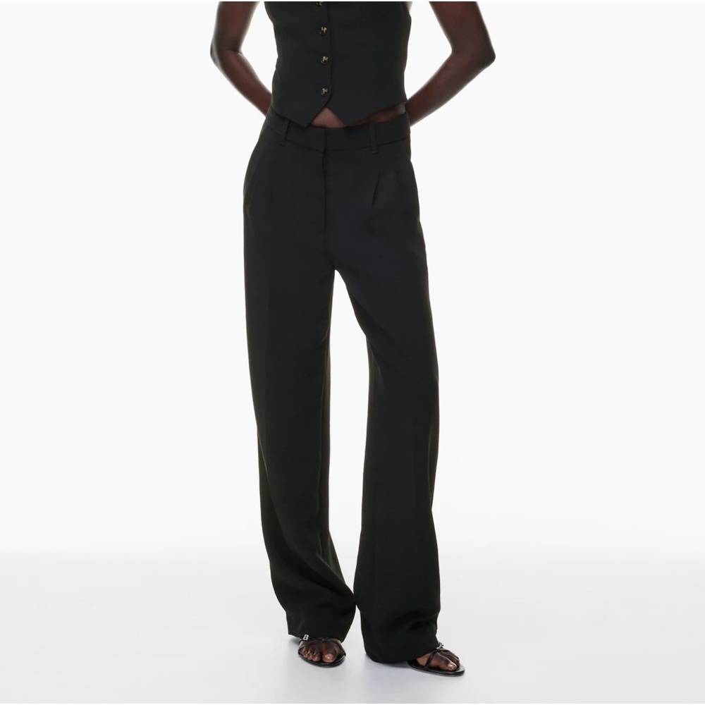 SOLD Aritzia black effortless pants